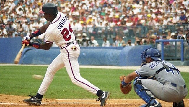 3 Amazing Deion Sanders Baseball Cards Collectors Are Chasing