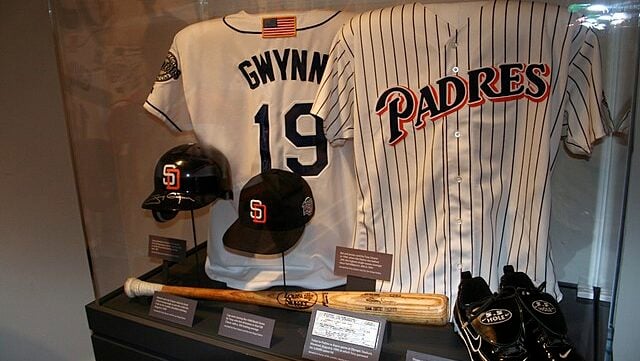 This Incredible PSA 10 Tony Gwynn Rookie Card Just Sold For Nearly $500