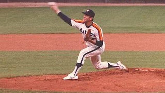 5 Classic 1986 Topps Tiffany Baseball Cards (& Their Current Values) 14 5 Classic 1986 Topps Tiffany Baseball Cards (& Their Current Values)