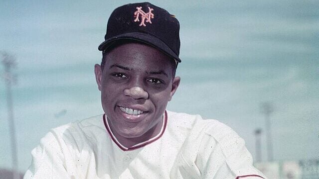 Rare 1961 Willie Mays Baseball Card Sets Record With $156K Sale 6 Rare 1961 Willie Mays Baseball Card Sets Record With $156K Sale