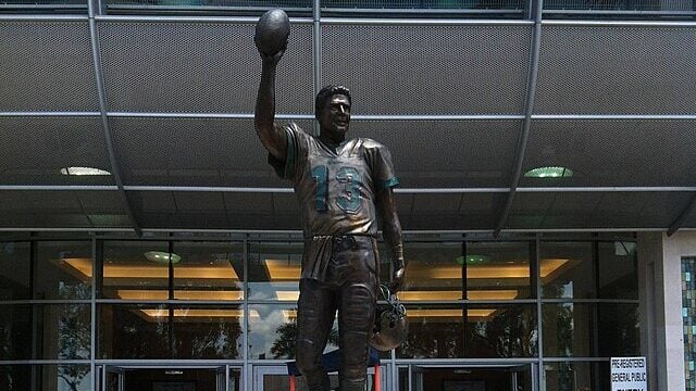 A Dan Marino Baseball Card Is Featured in the 2025 Bowman Draft Release 14 A Dan Marino Baseball Card Is Featured in the 2025 Bowman Draft Release