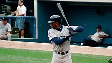 Which of These 5 Expensive Ken Griffey Jr. Baseball Cards Would You Chase?