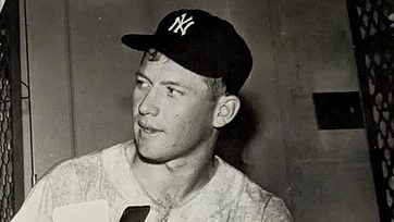 Which of These 5 Affordable Mickey Mantle Baseball Cards Is Your Favorite? 15 Which of These 5 Affordable Mickey Mantle Baseball Cards Is Your Favorite?